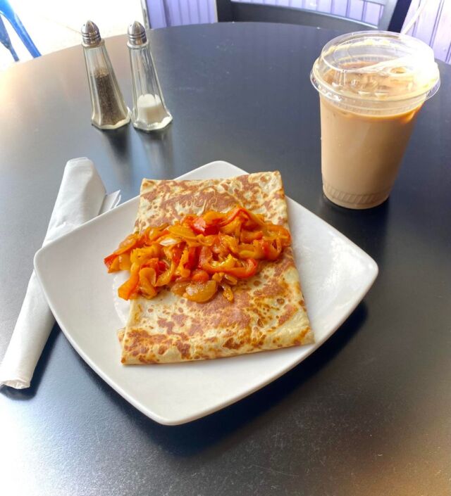 Chicken Peperonata crepe and an iced latte. Yum.  #helenascarlisle #helenas #helenascafe #helenaschocolatecafeandcreperie #downtowncarlislepa #helenascreperie